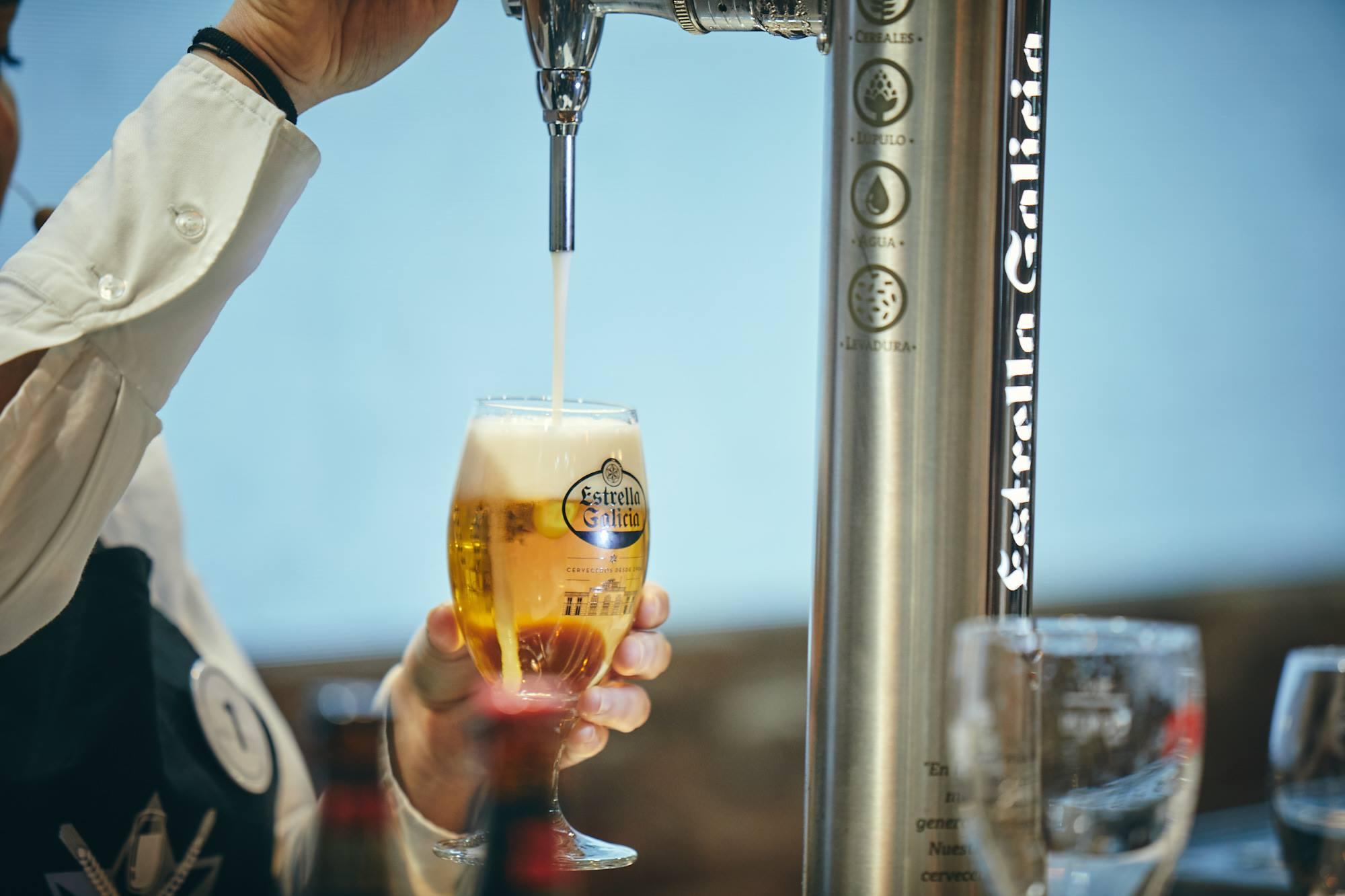 Es ya la sexta edición de este concurso de tiraje de cerveza. (Fuente: Estrella Galicia)