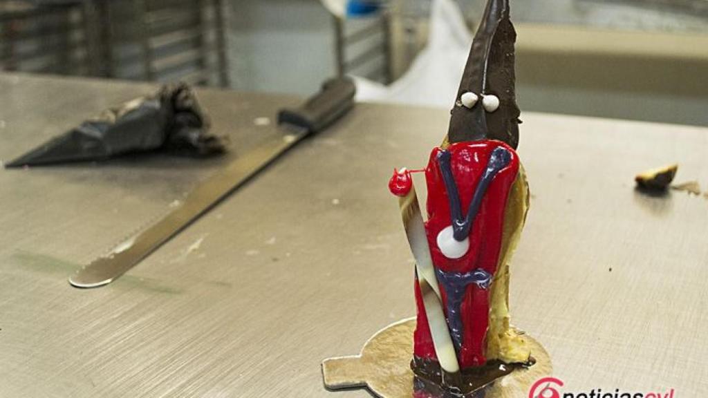 Valladolid-dulce-penitente-semana-santa