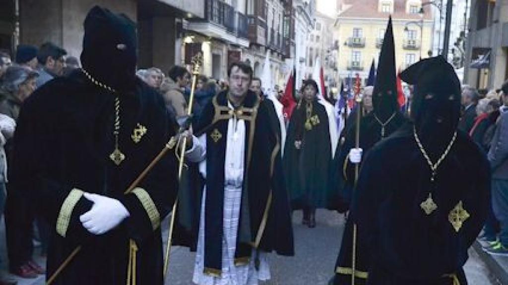 Valladolid-santo-entierro-cristo-yacente-semana-santa-2018-015