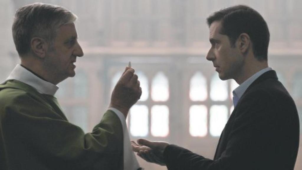 Image: Ozon, a la caza del monstruo