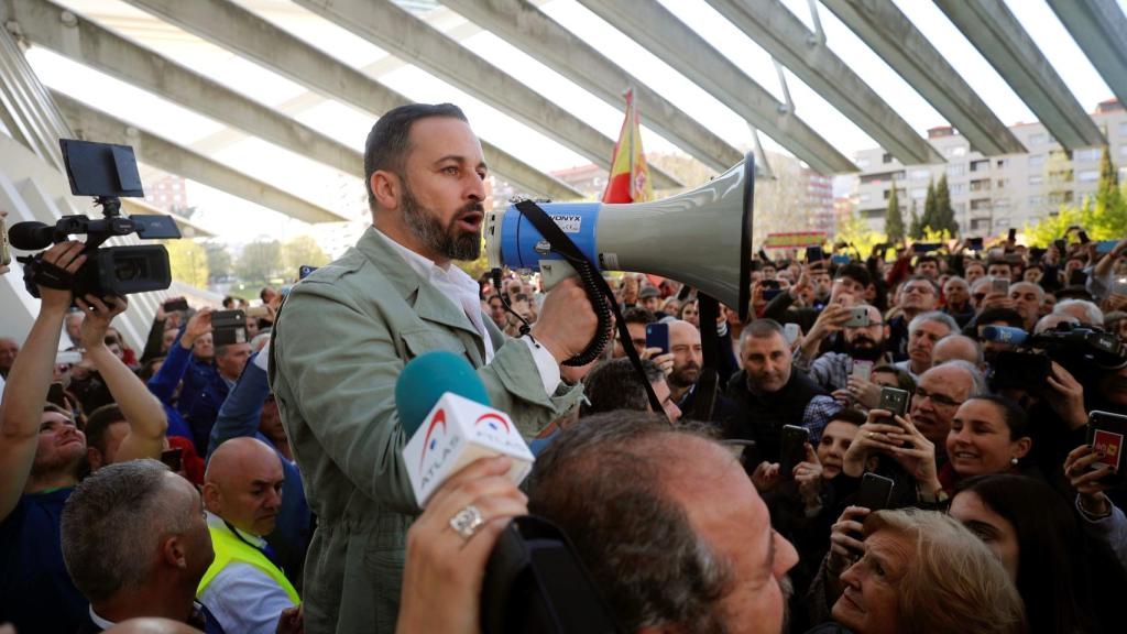 El presidente de Vox, Santiago Abascal, este viernes en un acto en Oviedo.