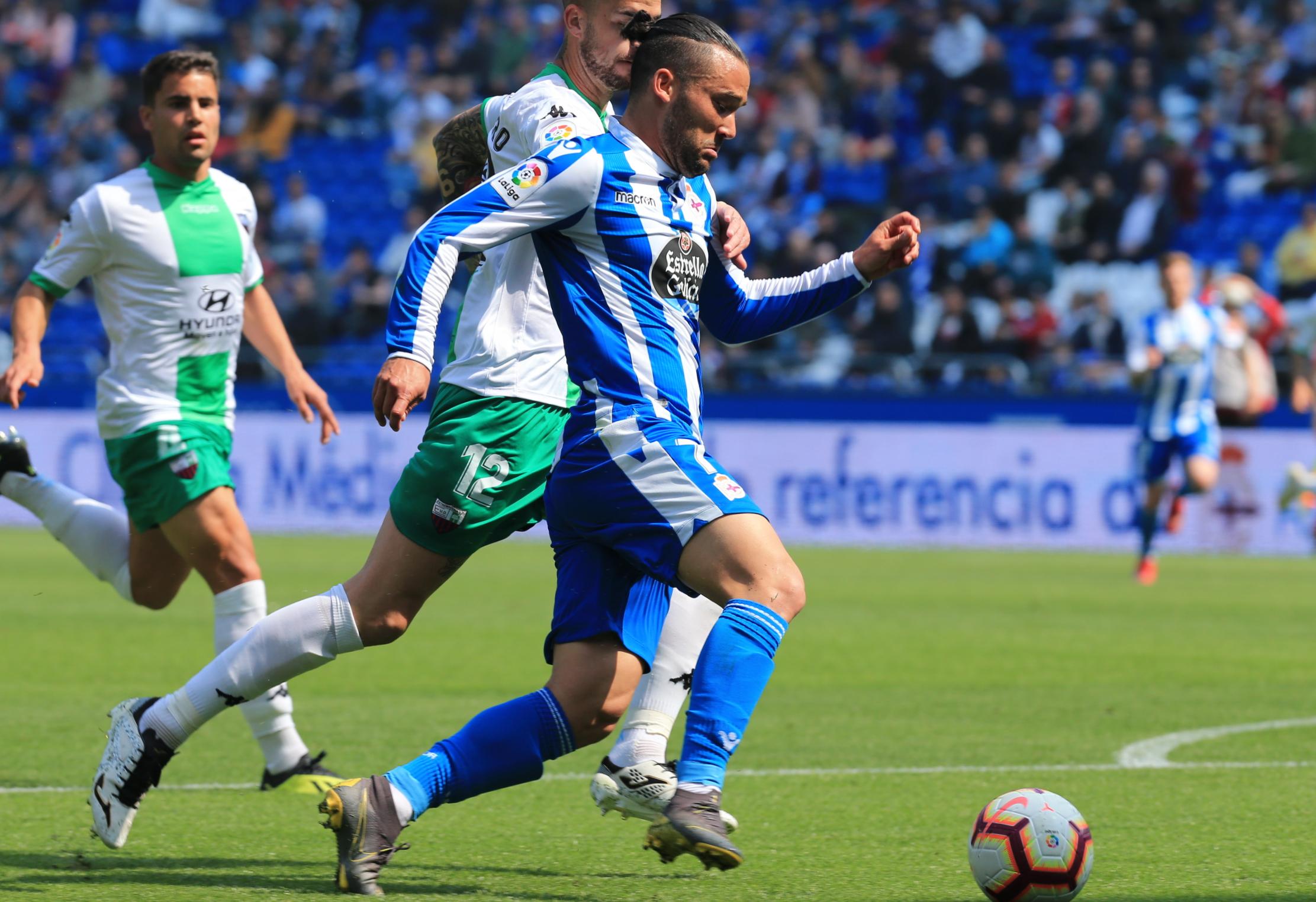 Quique no tuvo fortuna de cara a puerta esta jornada. (Foto: Fernando Fernández)