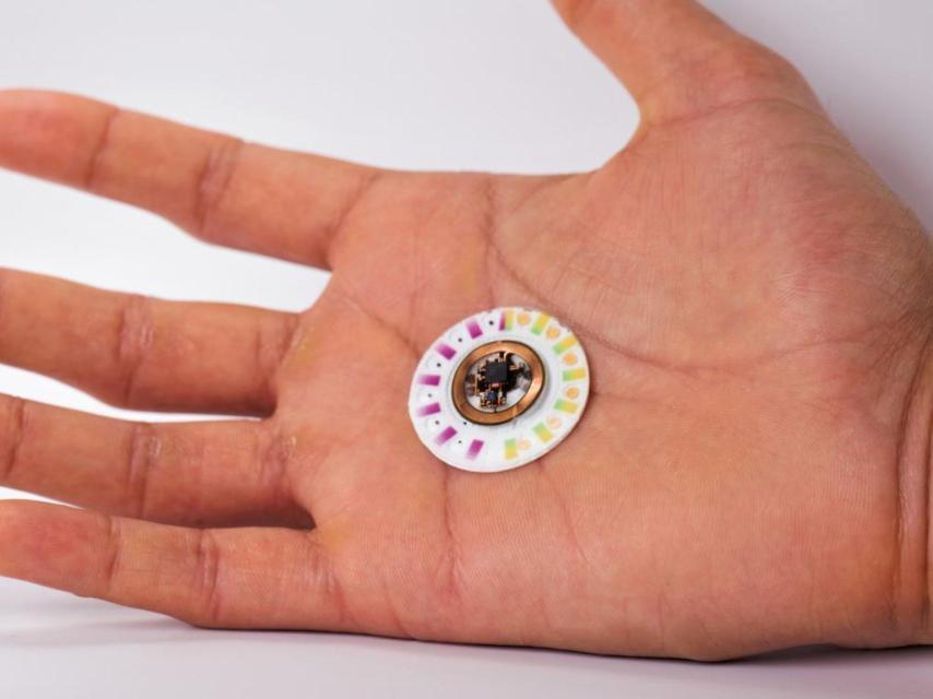 El dispositivo que mide el sudor.