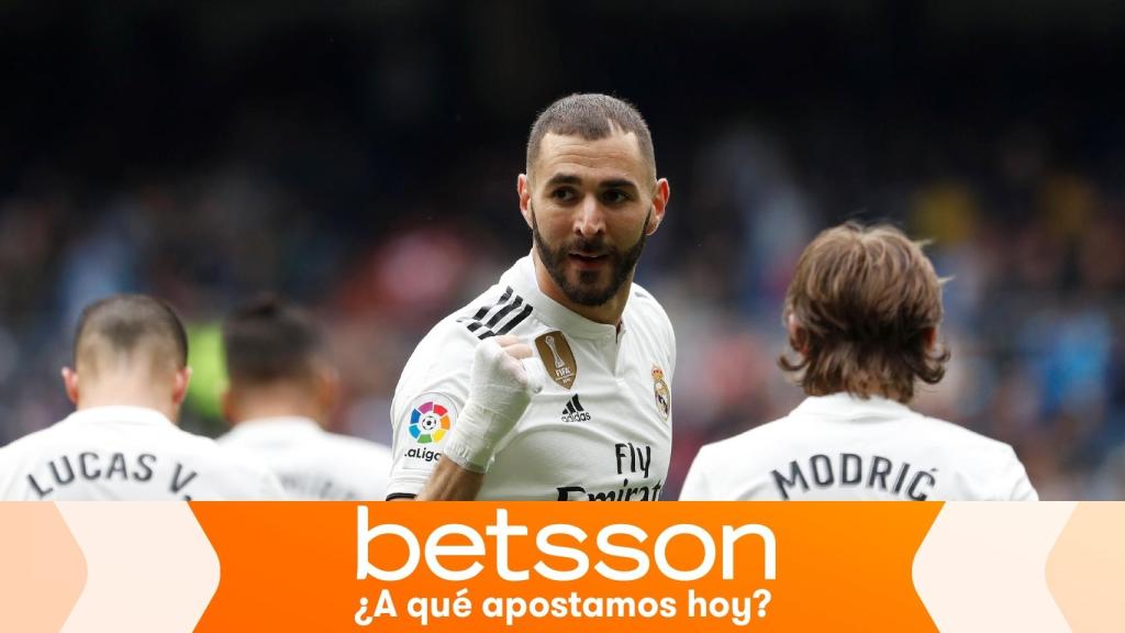 Karim Benzema celebra un gol