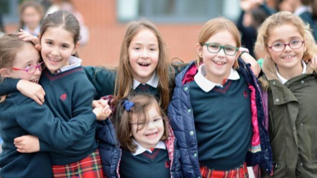 Colegio Torrevelo (Mogro)