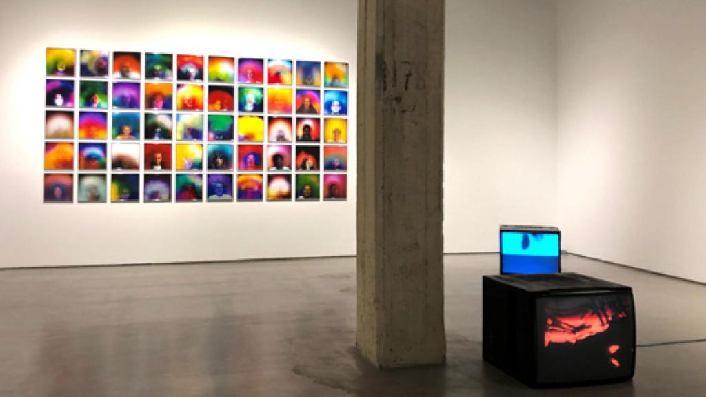 Image: Las emanaciones de Susan Hiller y Anna Barriball