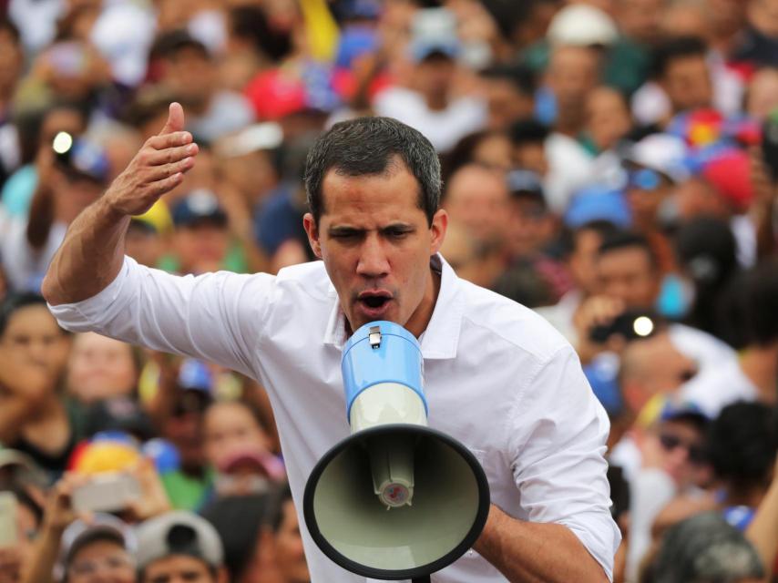Guaidó se dirige a sus fieles en Maracay, Venezuela