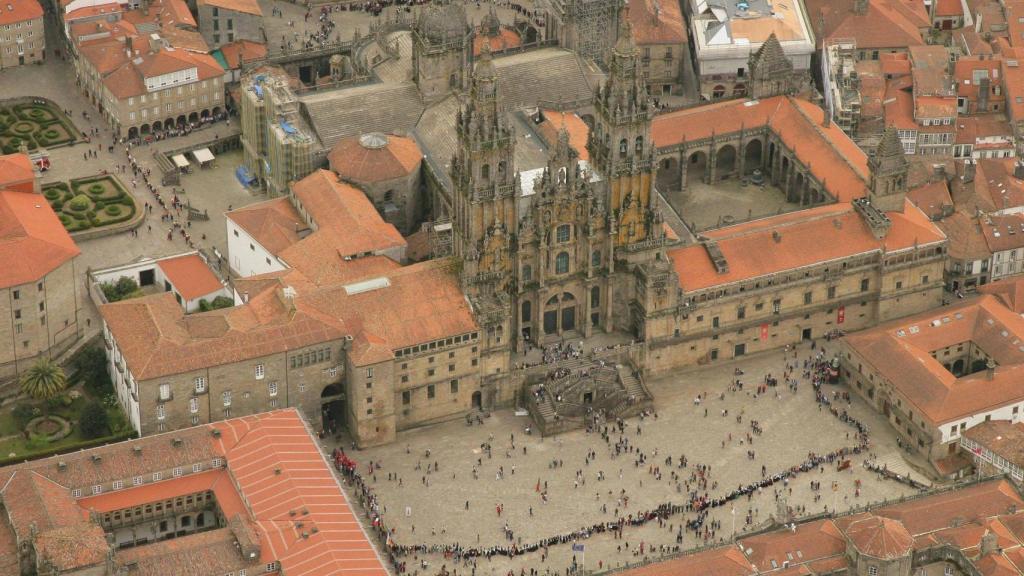 PPdeG, PSdeG, En Común, En Marea y Cs eligen sus sedes para la noche electoral, el BNG un restaurante