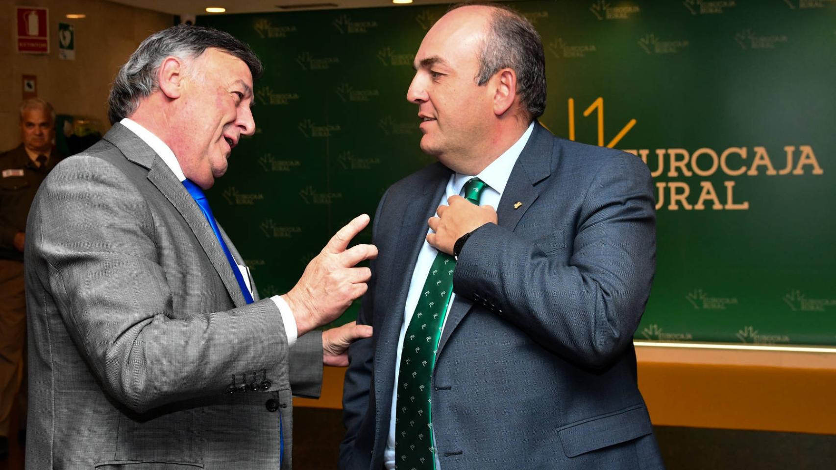 Todas las fotos de la exitosa asamblea de Eurocaja Rural y la posterior cena de hermandad 1