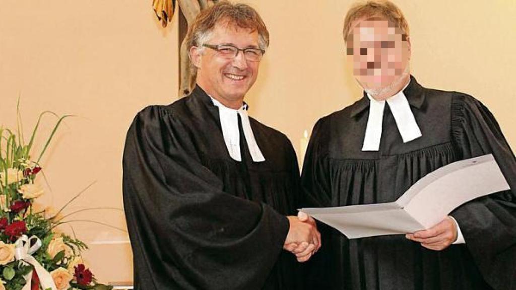 Immo Wache, el sacerdote que tiene la tutela provisional de Jonas.