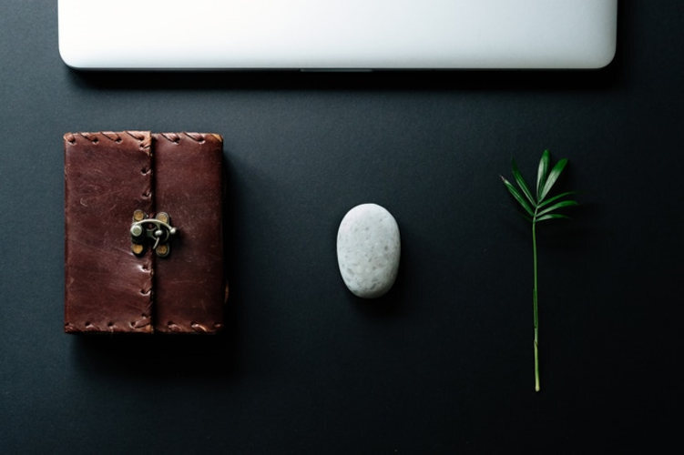 moment pebble piedra 1