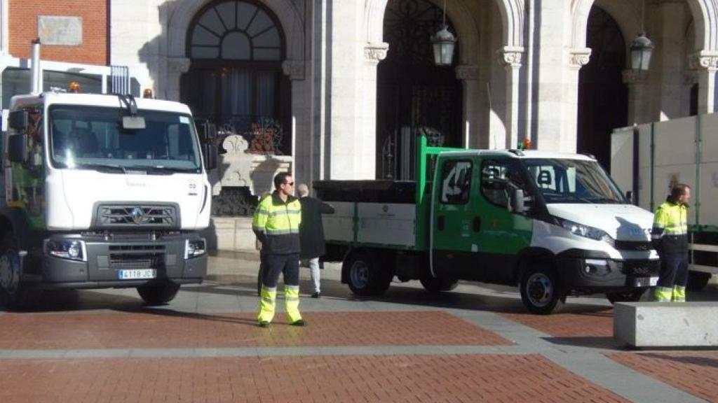 camiones servicio limpieza basura valladolid