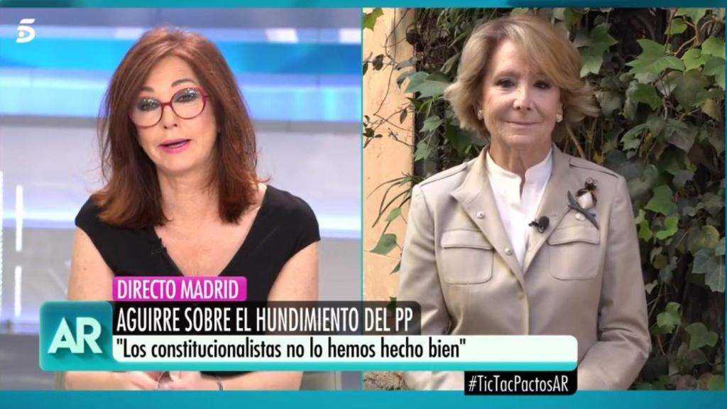 Ana Rosa Quintana y Esperanza Aguirre durante la entrevista de este martes.
