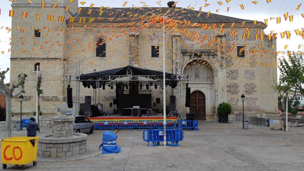 La plaza central de Cobeña, Madrid, donde empezó la pelea.
