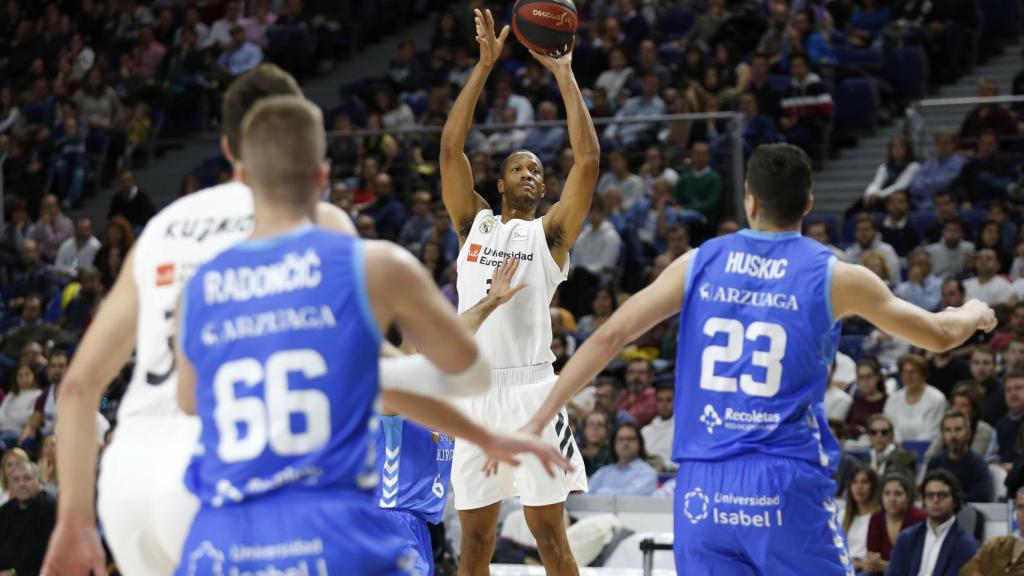 Randolph lanza de tres ante el San Pablo Burgos