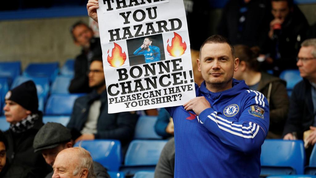 La afición del Chelsea ya se despide de Hazard y le desea buena suerte