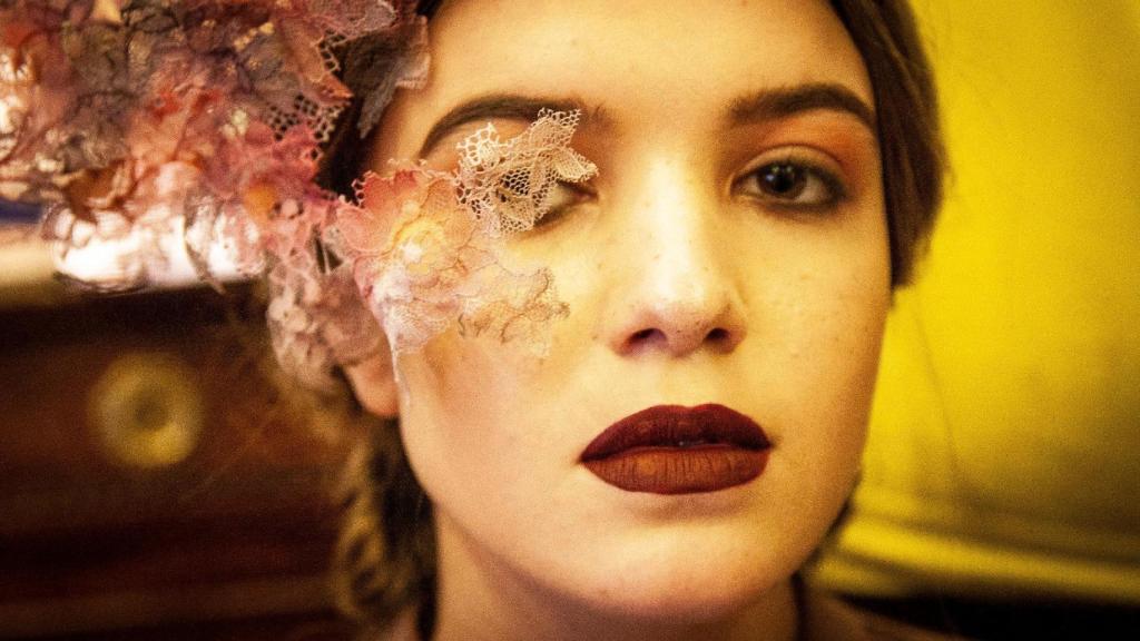 Javier Quintela rinde homenaje a las flores y a Galicia en su colección 2019