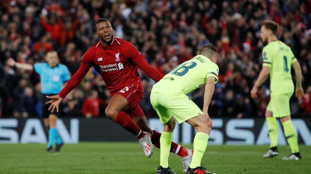 Jordi Alba ante el gol de Wijnaldum durante el Liverpool - Barcelona de la Champions League