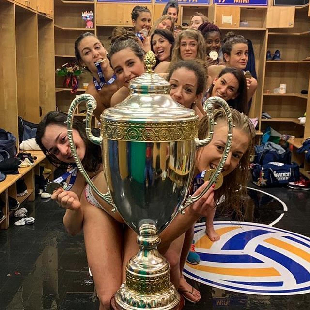 Las jugadoras del Imoco Volley celebran con un desnudo el título de liga Foto: Twitter (@ImocoVolley)