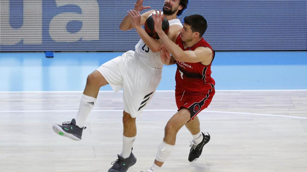 Sergio Llull ante el Tecnyconta Zaragoza