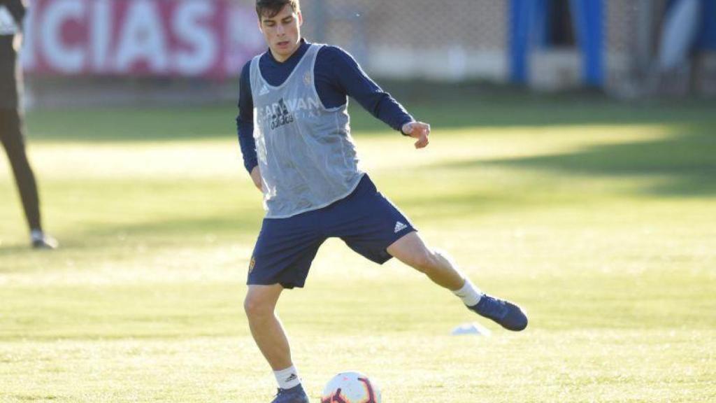 Alberto Soro: medio centro ofensivo (Real Zaragoza). 20 años - 2,5 millones.