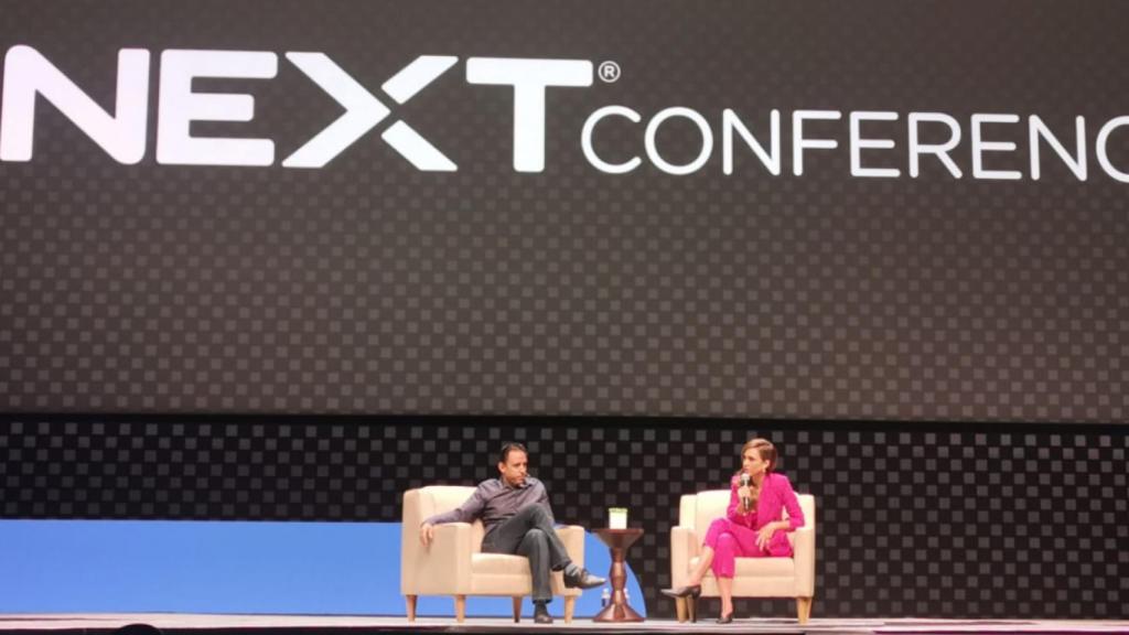 Jessica Alba durante su conferencia.