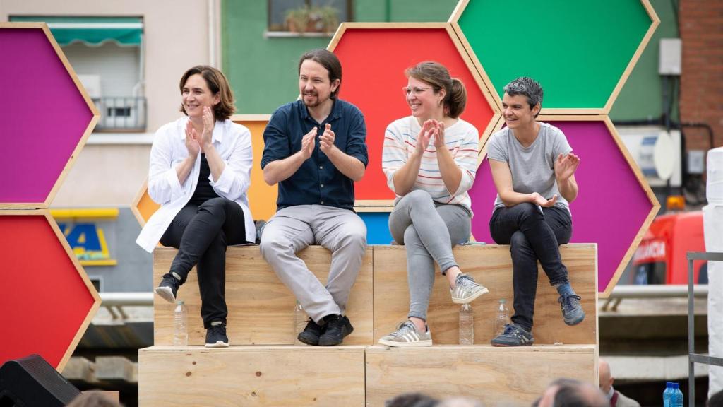 Pablo Iglesias junto a Ada Colau en un acto este sábado