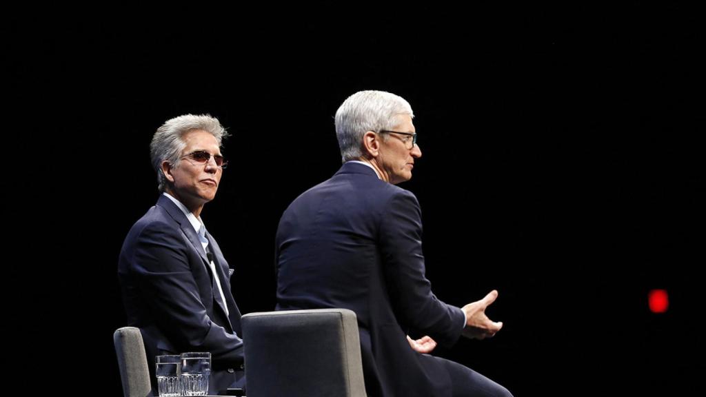 Bill McDermott y Tim Cook, consejeros delegados de SAP y Apple, en el escenario de SPPHIRE NOW 2019.