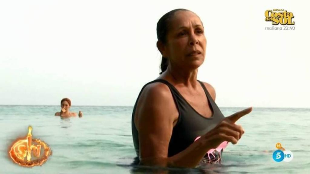 Isabel Pantoja durante su enfado con Omar Montes.