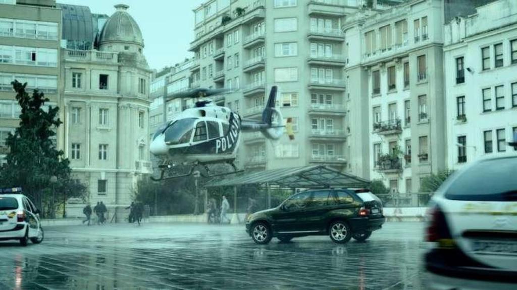La plaza de Vigo durante el rodaje de El desconocido.