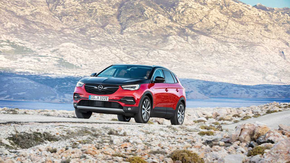 Híbrido enchufable de Opel 1