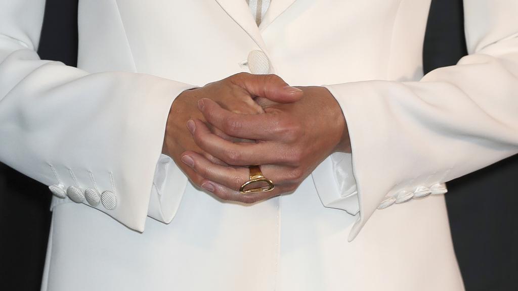 Detalle del anillo de Letizia.