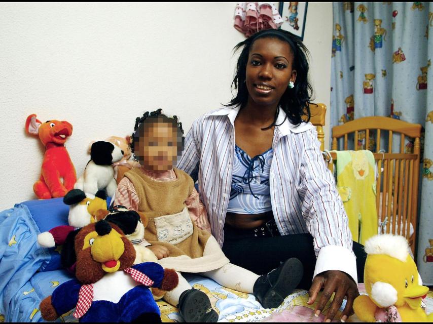 Denia Apolinar consiguió que un juez reconociera que Naomi también era hija del cantante Francisco.