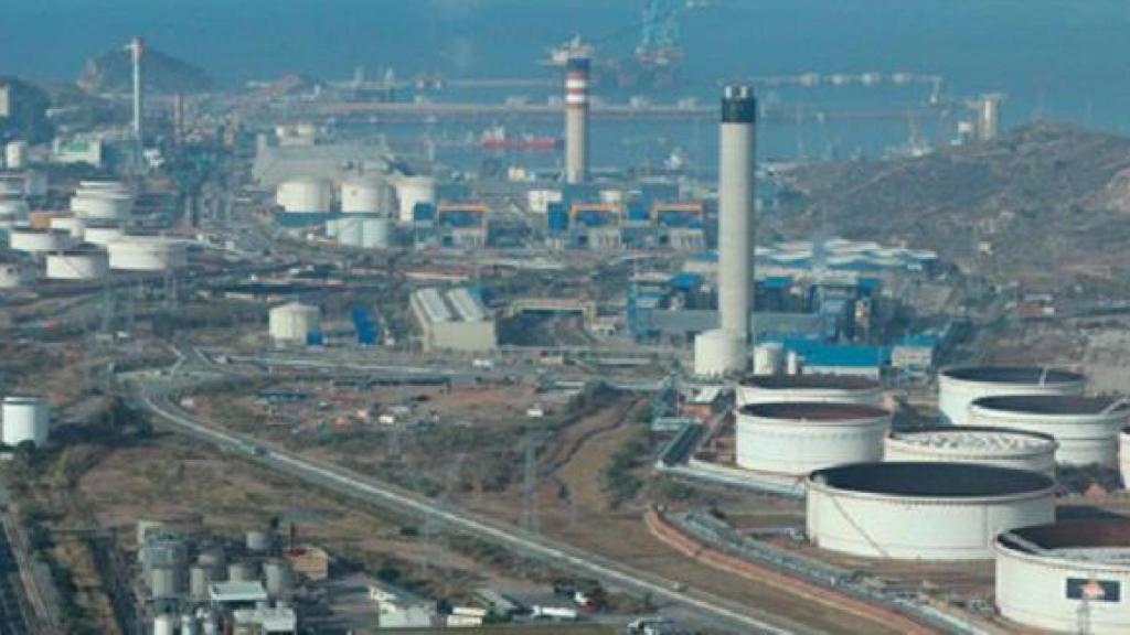 Un estudio de Ecologistas en Acción demostraba hace dos años que la contaminación del valle de Escombreras era tal que se podía notar hasta en Aravaca.