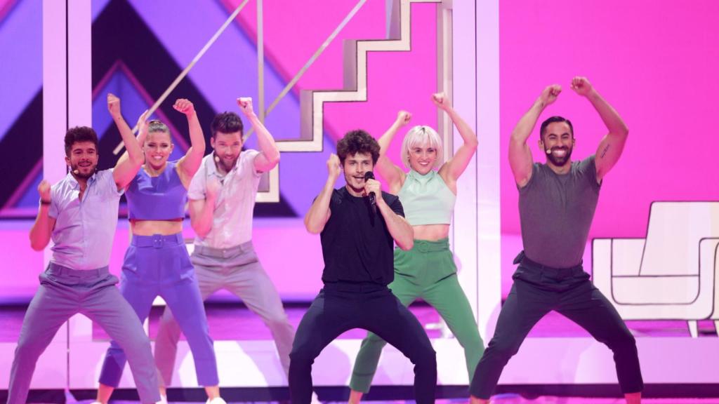 Miki, en mitad de su actuación.