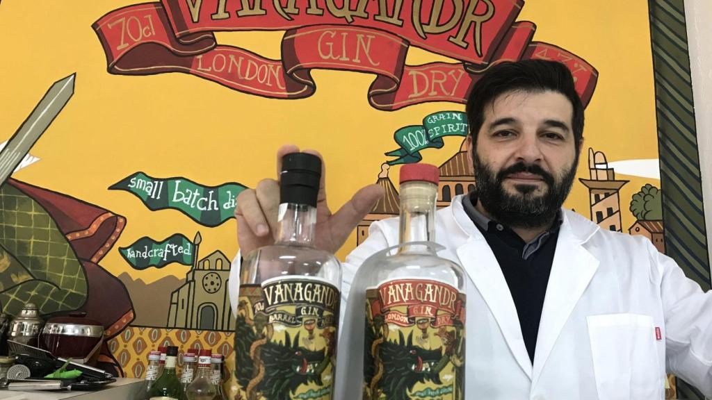 Etiquetar, la actividad favorita (ejem) de Enrique