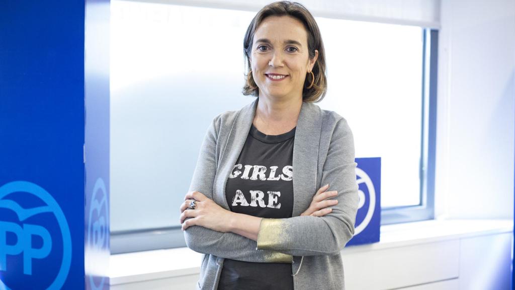 Gamarra representa la integración prometida por Casado, que la ascendió y la eligió como miembro de la dirección nacional.