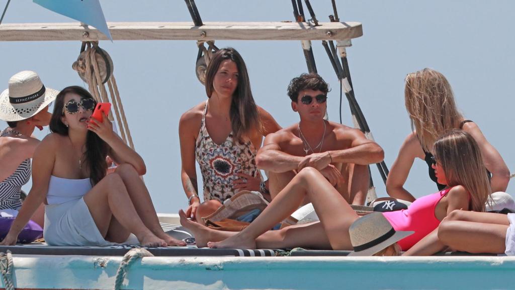 Laura Matamoros y Daniel Illescas en Ibiza.