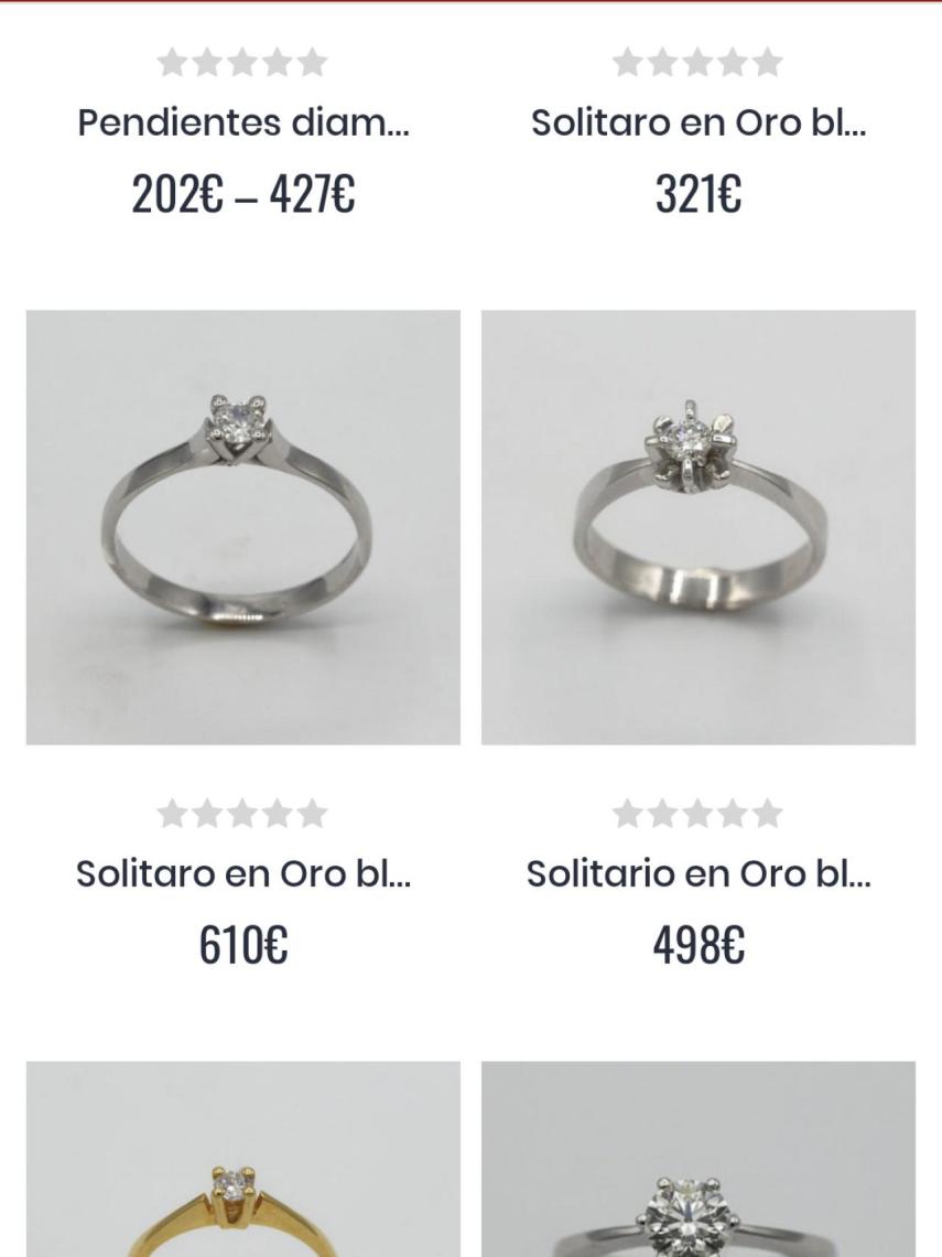A la izquierda, el anillo solitario en oro blanco de la Joyería Elio's.