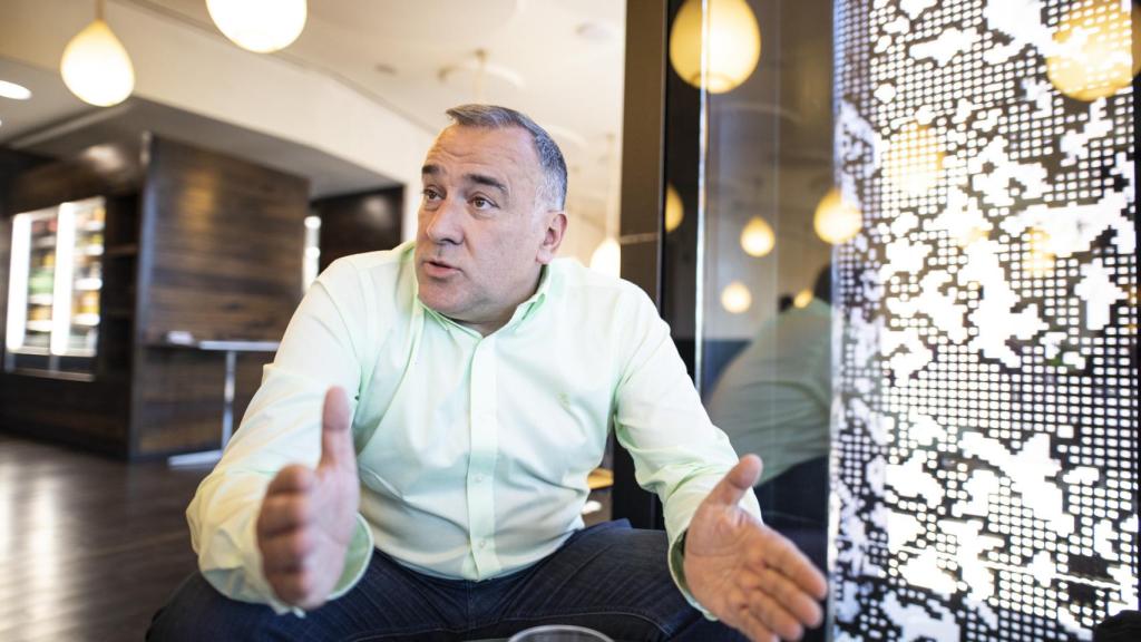 Xabier Fortes, seguidor del Barcelona y del Pontevedra, mantiene en secreto su ideología.