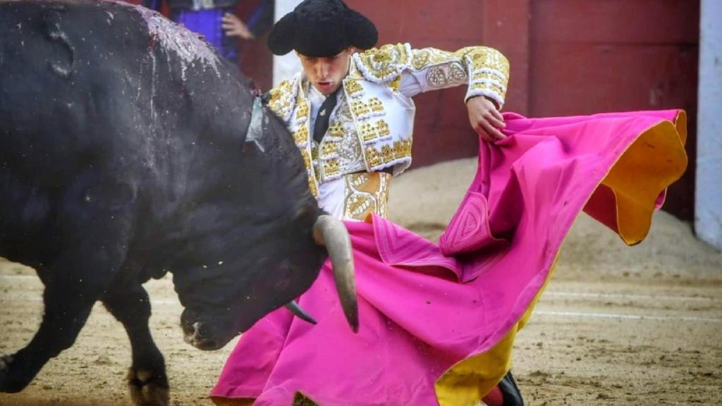 Derechazo de Antonio Grande