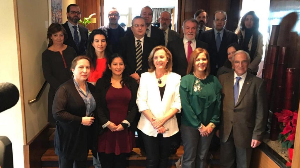 Rocío Monasterio, Lourdes Méndez, Ignacio Arsuaga o Jaime Mayor Oreja, en la presentación de la Plataforma por las Libertades en diciembre de 2016.