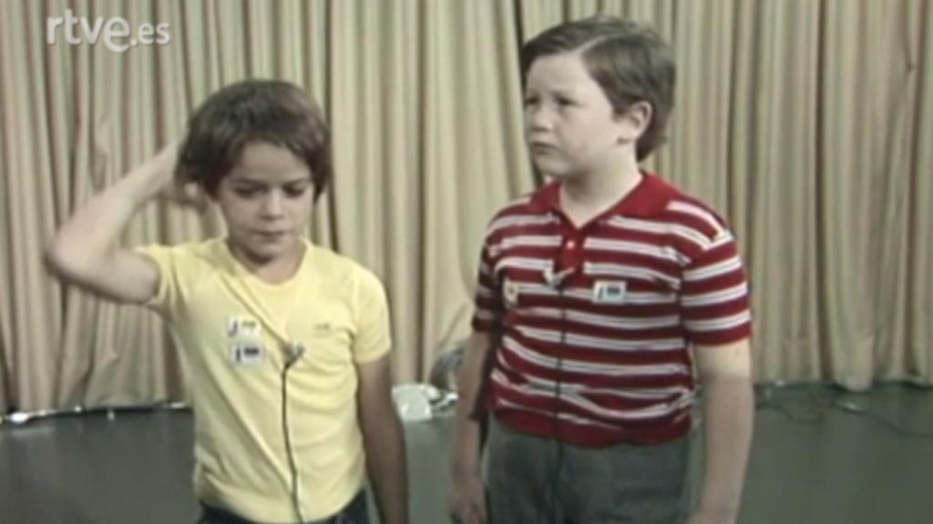 Jorge Sanz junto a 'Piraña' en el casting de la serie de Mercero