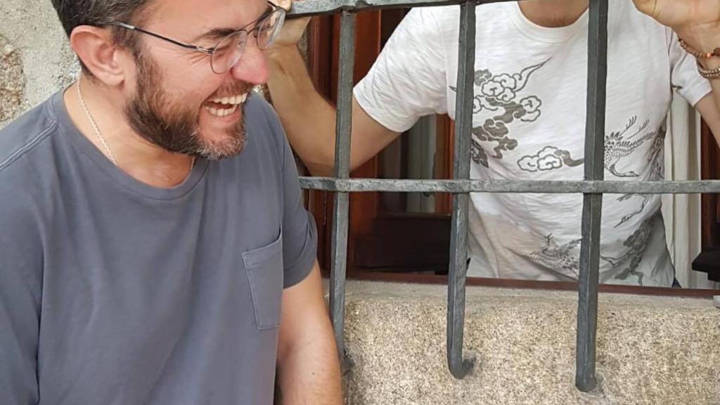 Solo hay que ver la imagen para saber que sus amigos han sido su mejor medicina.