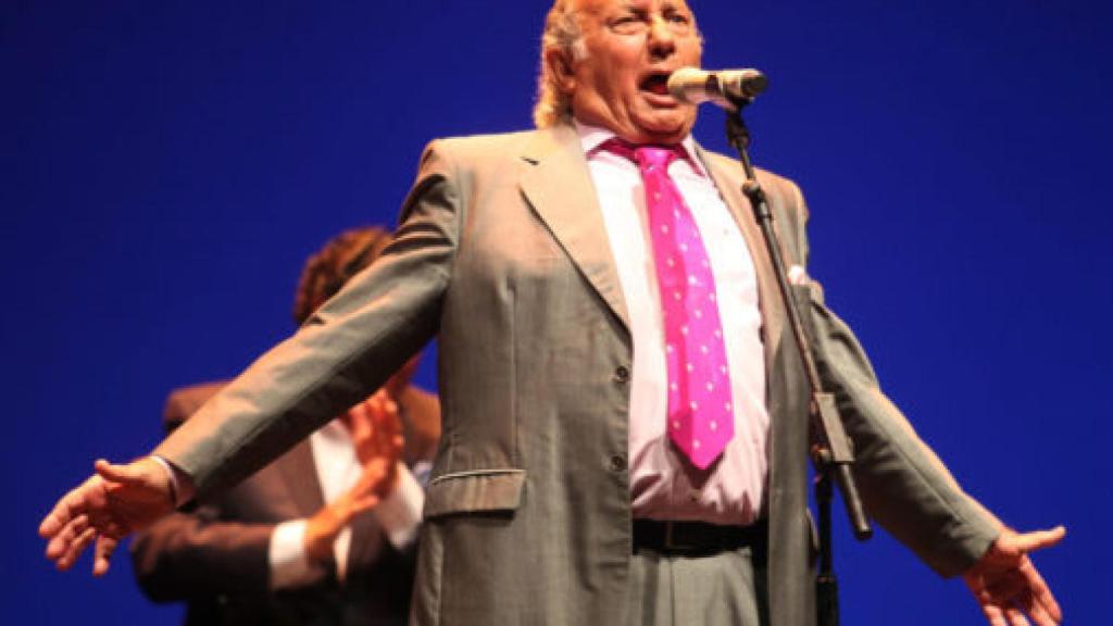 El cantaor Fernando de la Morena en un momento de su paso por la Bienal Del Flamenco (2014).