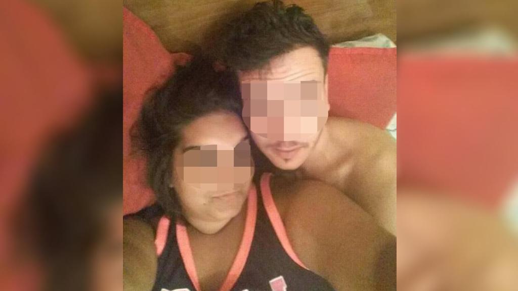 A la derecha, Sara, detenida por haber planeado el ataque con ácido, a la izquierda, su marido y hermano de Kamal.