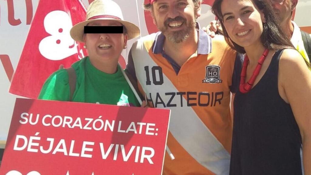 Monasterio es una habitual en manifestaciones contra el aborto. Aquí con el líder de Hazte Oír, Ignacio Arsuaga.