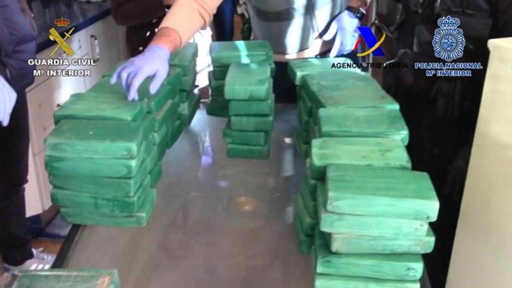 Fardos de cocaína listos para distribuir.