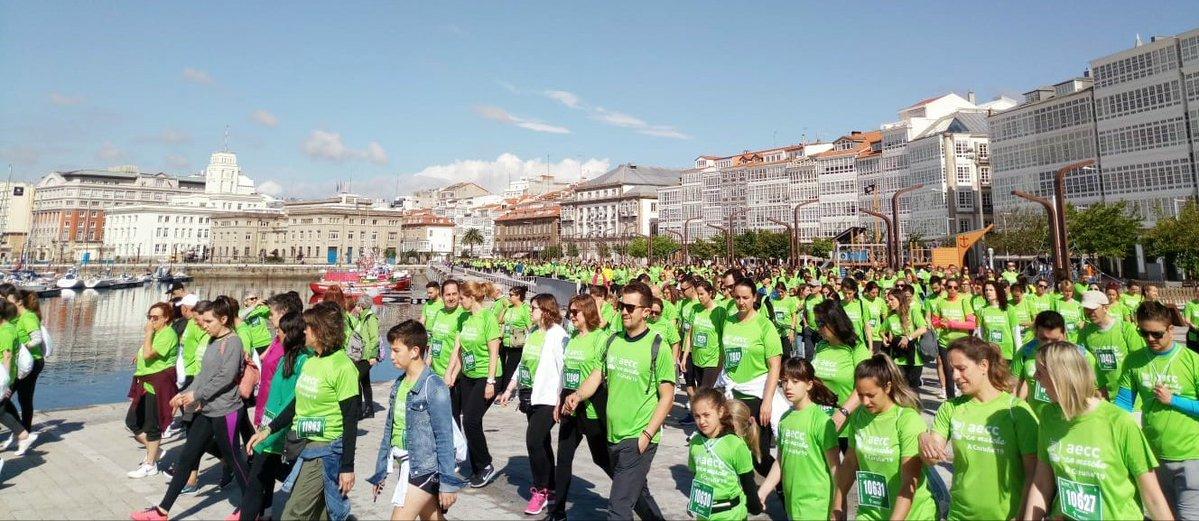 Transcurso de la andaina por La Marina (aeccACoruna)