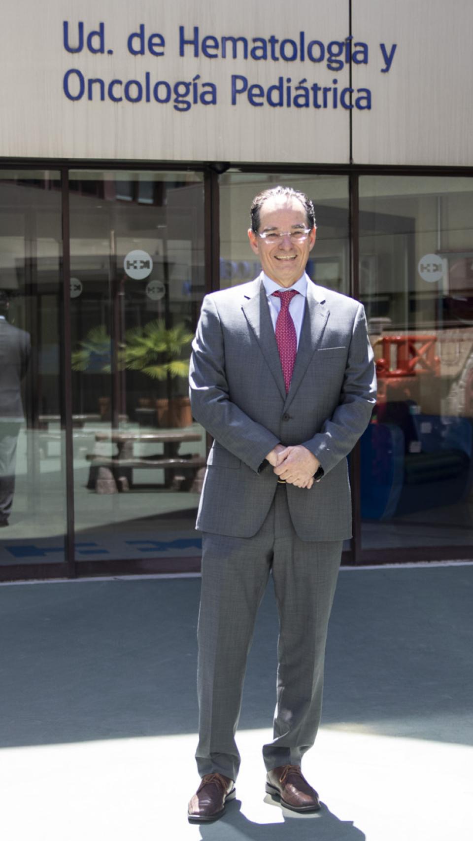 El Dr. Eduardo Ortiz.